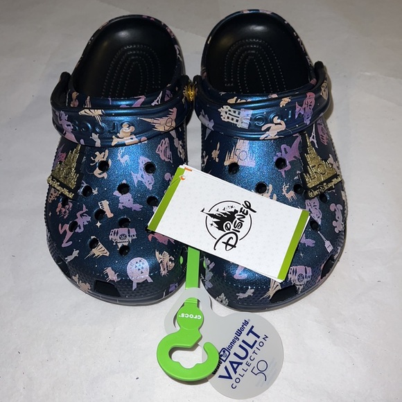 M4/W6 Disney Crocs Grand Finale 50th Anniversary Clogs - Picture 9 of 16